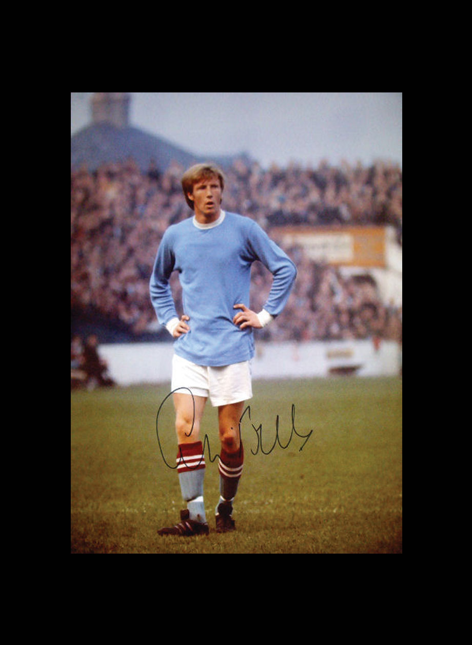 Colin Bell signed 16x12 photo - Unframed + PS0.00