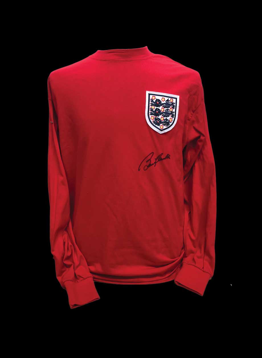 Sir Bobby Charlton Signed 1966 England World Cup shirt - Framed + PS95.00