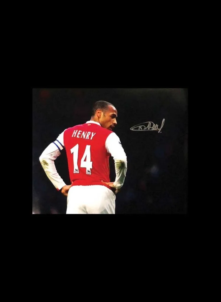 Thierry-Henry-16x20-fotografija-praktično-na-bokih