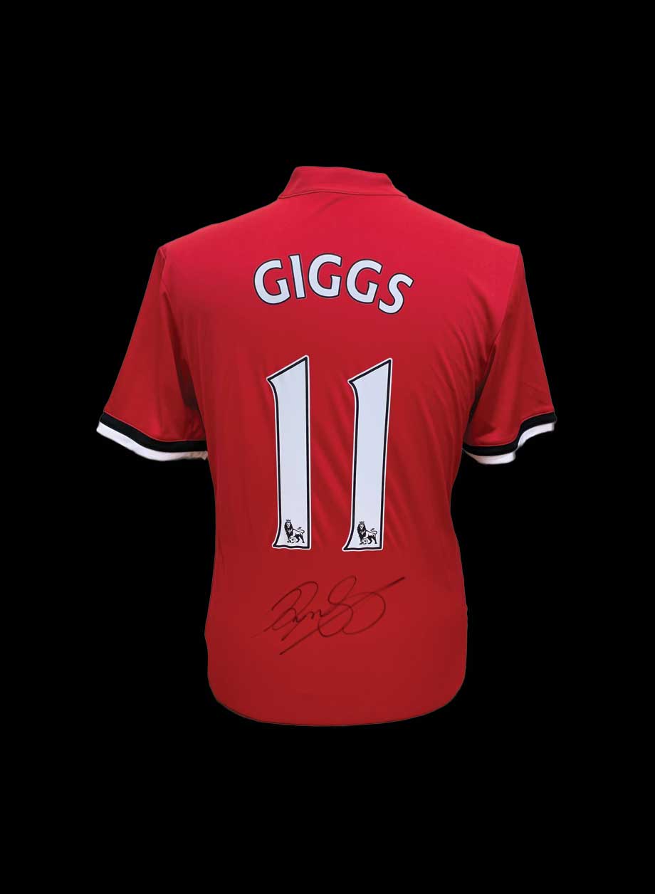Ryan Giggs signed Manchester United 11 shirt - Framed + PS95.00