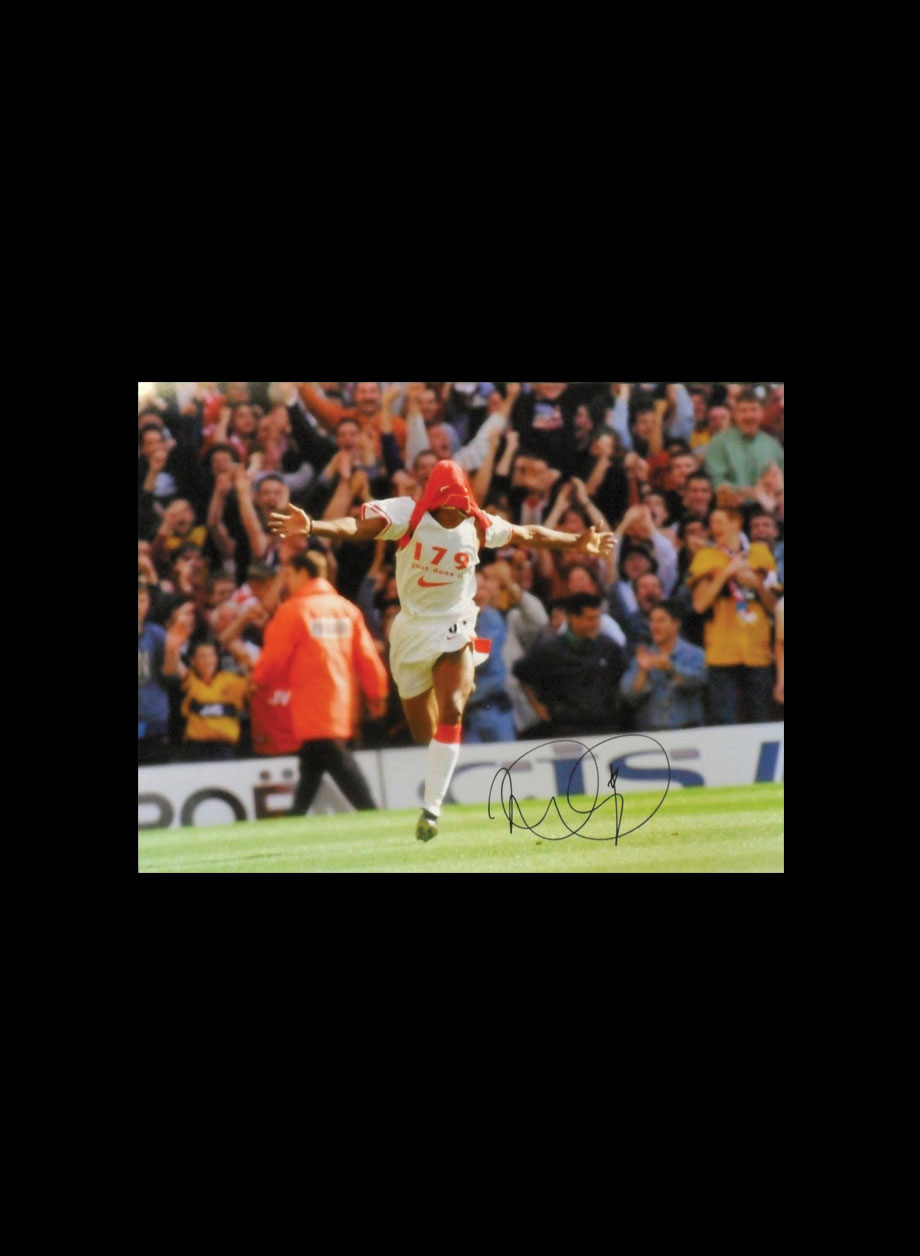 Ian Wright Signed Arsenal 179th goal photo - Unframed + PS0.00