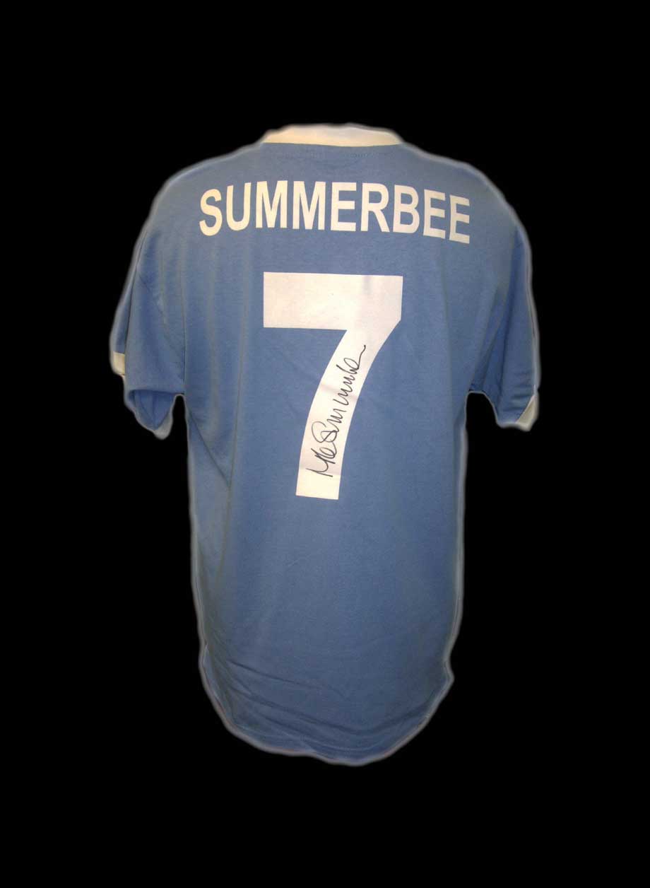 Mike Summerbee signed Manchester City number 7 shirt. - Framed + PS95.00