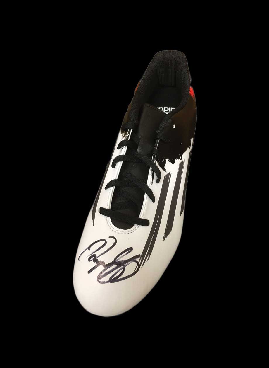 Ryan Giggs signed football boot. - Framed + PS95.00