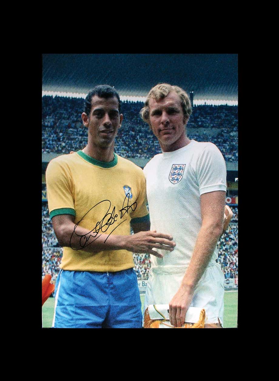 Carlos Alberto signed 1970 Brazil v England photo. - Premium Framing + PS45.00