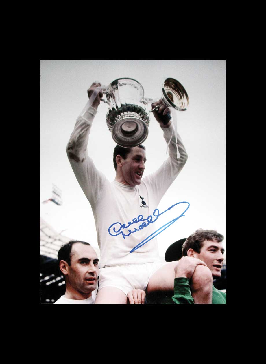 Dave Mackay signed 10x8 photo - Unframed + PS0.00