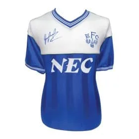 게리 리네커가 에버튼 1986 유니폼에 사인을 했습니다 - 이미지 1