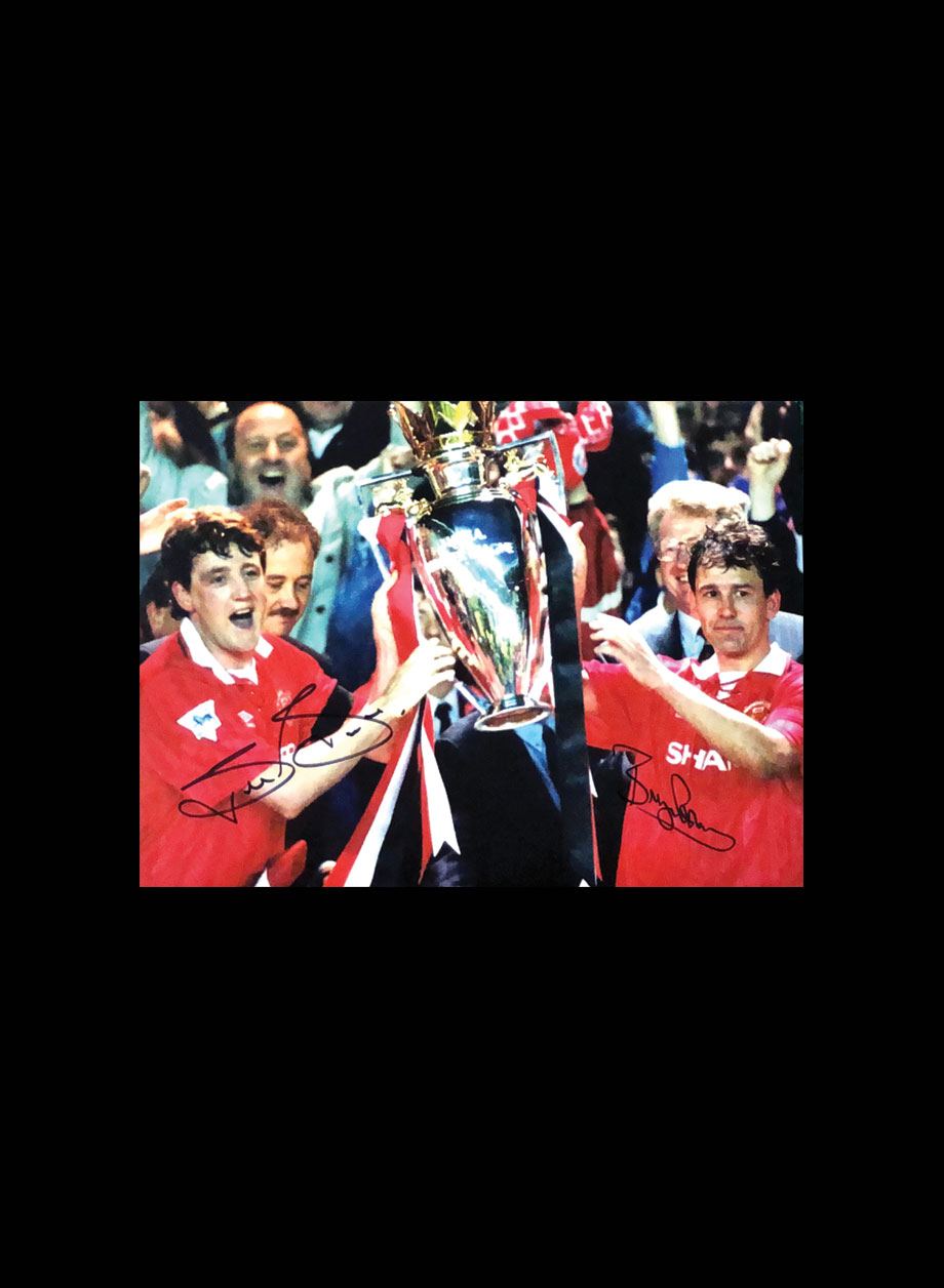 Bryan Robson & Steve Bruce dual signed photo - Unframed + PS0.00