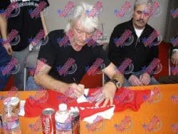 Koszulka Manchesteru United z autografem Willie'ego Morgana – zdjęcie 2