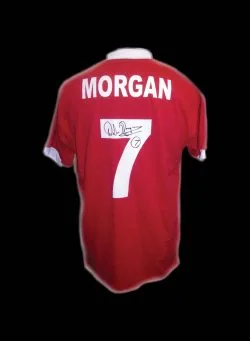 Koszulka Manchesteru United z autografem Willie'ego Morgana – zdjęcie 1