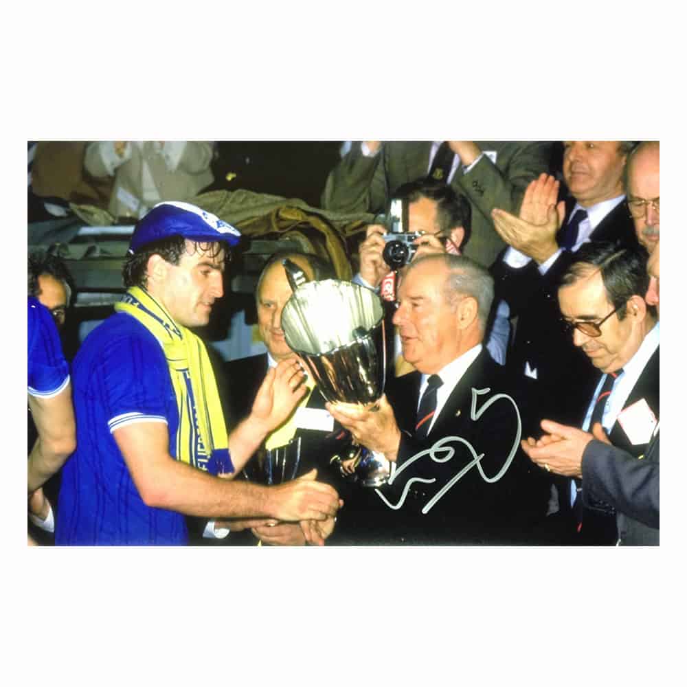Kevin Ratcliffe signed Everton photo-image-5664