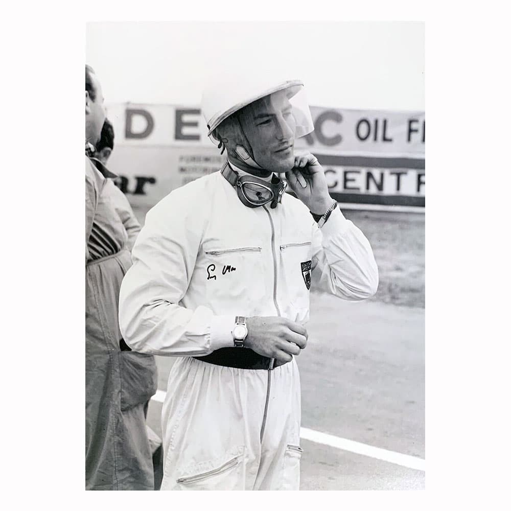 Stirling Moss signed 16x12 photo-image-5770