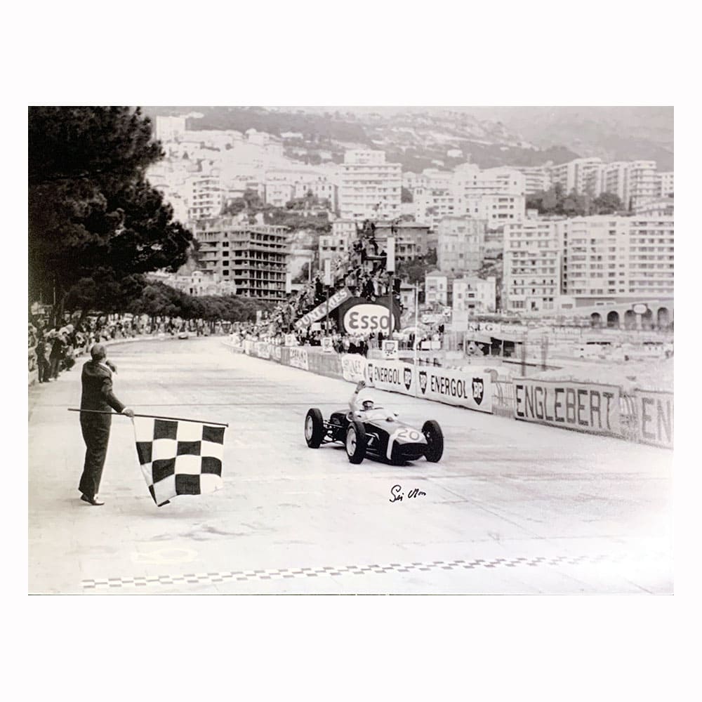 Stirling Moss signed 16x12 photo-image-5752