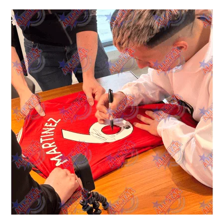 リサンドロ・マルティネスがマンチェスター・ユナイテッドの